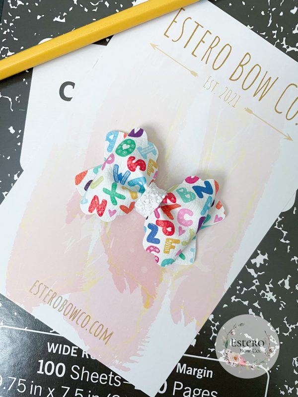 2.5” Alphabet Scalloped Pinch Bow