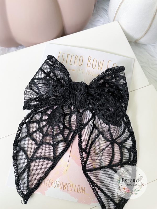 Spider Web Fable Bow - Image 2