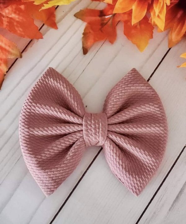 5.5" Deep Blush Hair Bow | Dainty Delights Creations