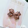 2.5” Scalloped Pinch Leopard Print Hair Bow - Image 2