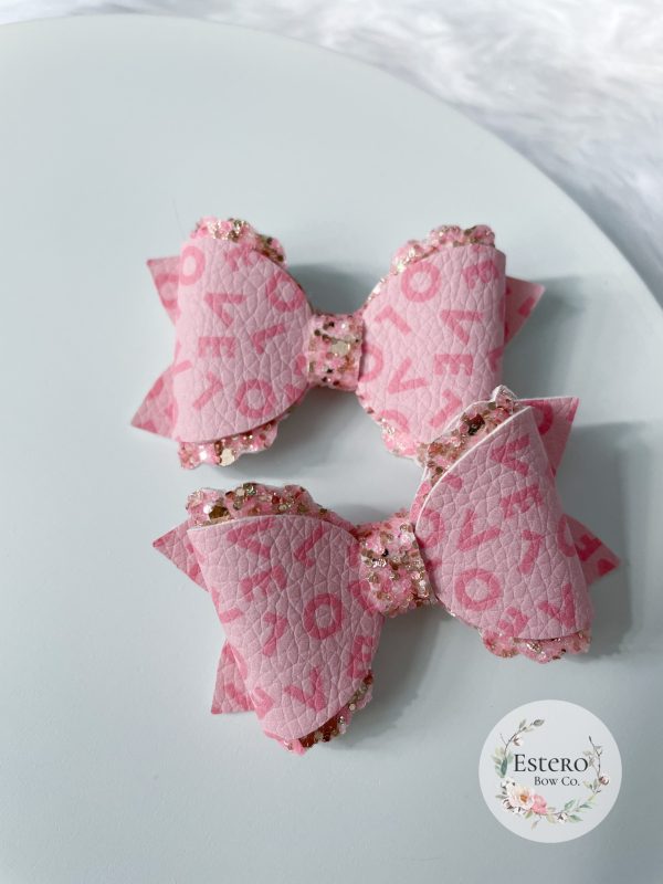 2.5” Lots of Love Hair Bow
