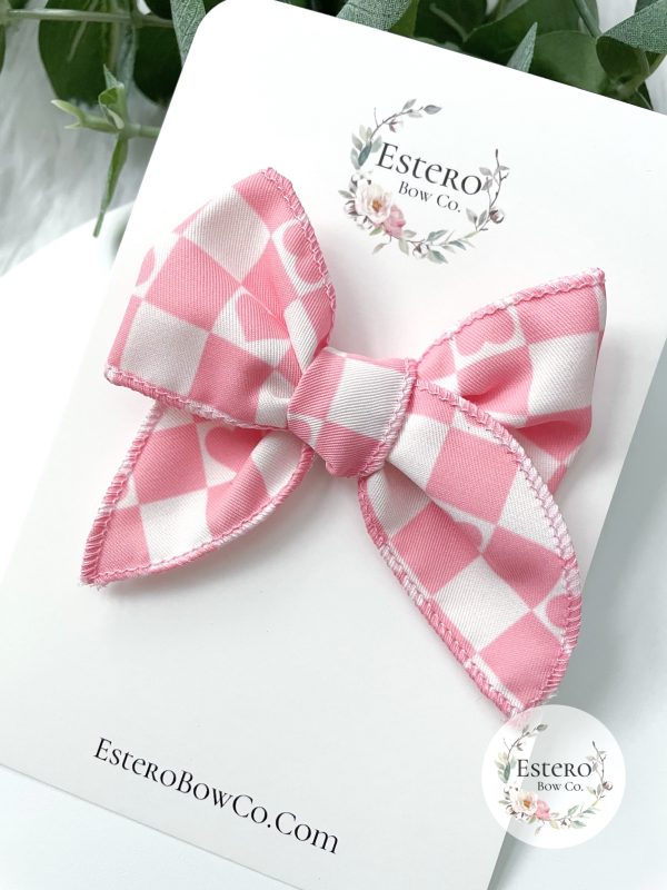 The Checkered Heart Mini Fable Bow - Image 3