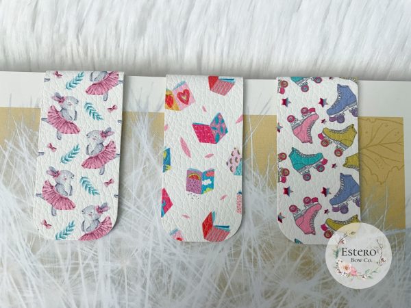 Book Lover Magnetic Bookmark - Image 3