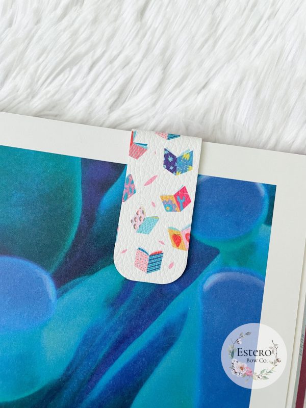 Book Lover Magnetic Bookmark - Image 2