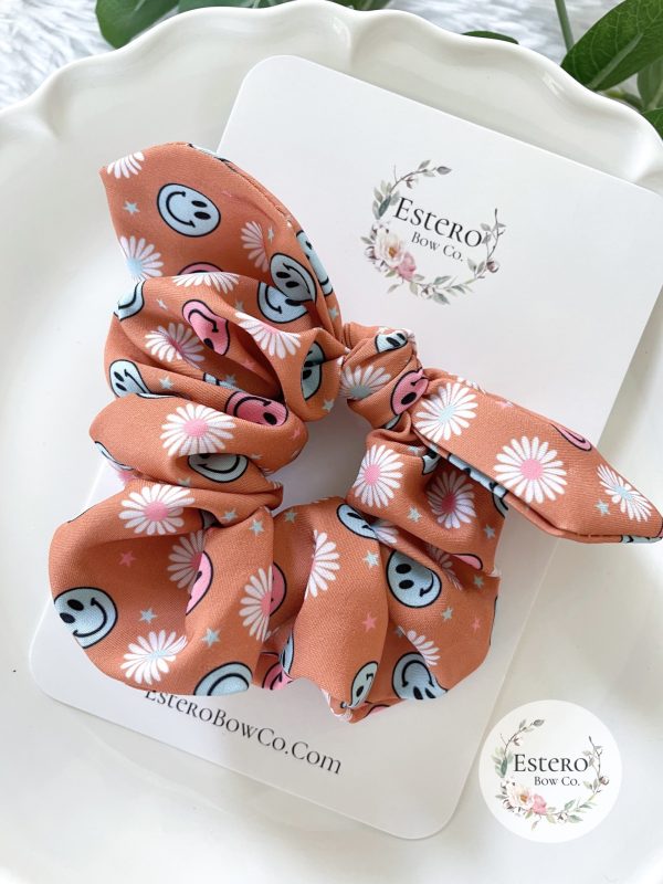 Smiley Bow Scrunchie