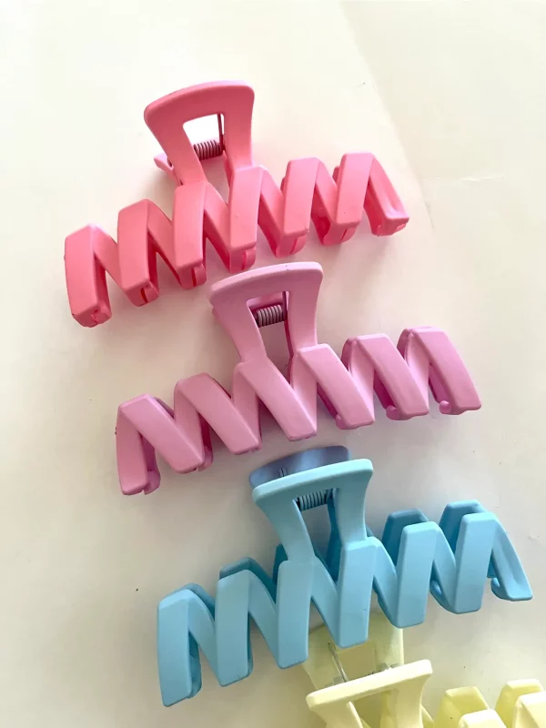 Medium 3.9" Summer Zig Zag Hair Claws | Frosting Company - Image 3